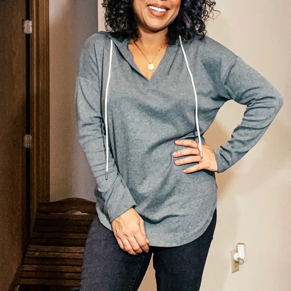 Sage green long sleeve hoodie shirt top, sz SM - Picture 3 of 16